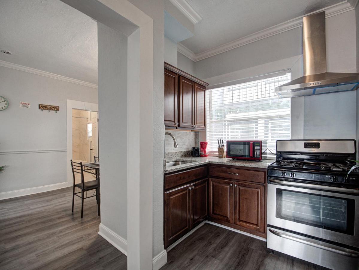 Modern Westshore Apartment 坦帕 外观 照片