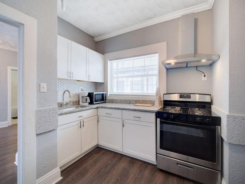 Modern Westshore Apartment 坦帕 外观 照片