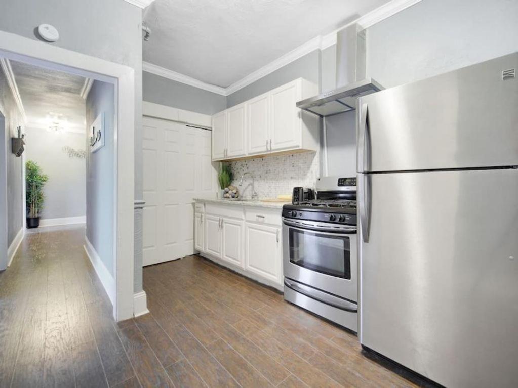 Modern Westshore Apartment 坦帕 外观 照片