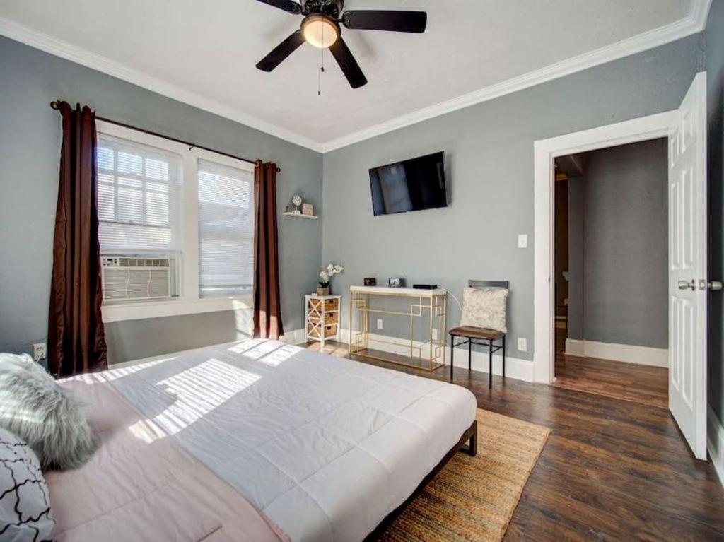 Modern Westshore Apartment 坦帕 外观 照片
