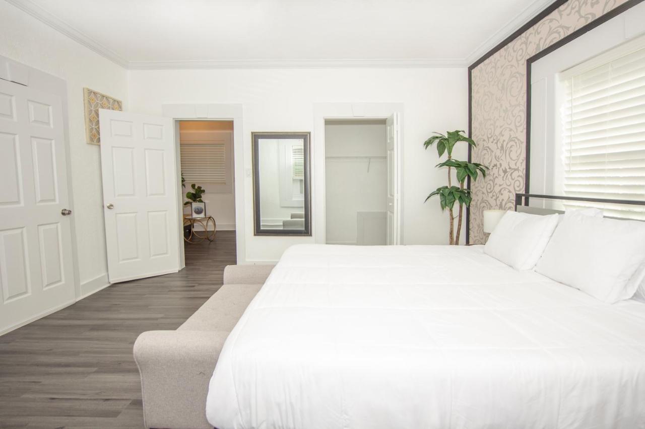Modern Westshore Apartment 坦帕 外观 照片