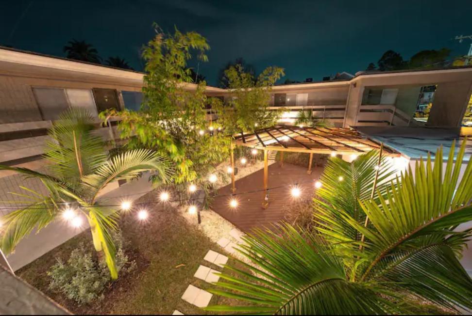Modern Westshore Apartment 坦帕 外观 照片